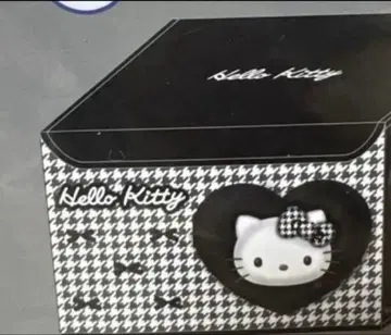 새상품 헬로키티 시마무라 뚜껑 포함 수납 박스 하운드투스 체크 패턴 흑백