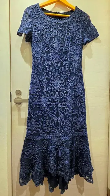 ERUKEI 엘케이 케미컬 레이스 스팽글 드레스 네이비