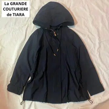 La GRANDE COUTURIERE de TIARA 마운틴 후드티 블랙