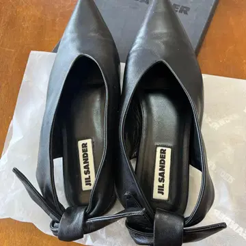 질 샌더 블랙 스틸레토 샌들