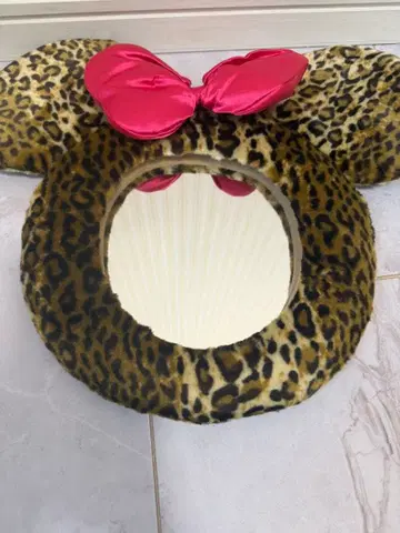 레오파드 무늬 미니 거울