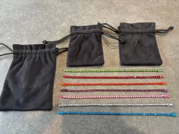 이노베 테니스 팔찌