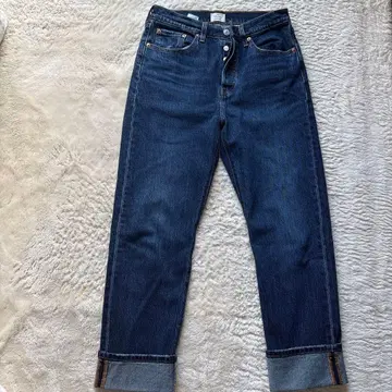 Levi's 다크 블루 스트레이트 데님 501