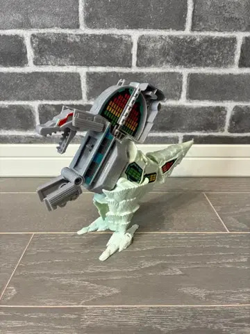 유니트로 트레인 스노우 트리