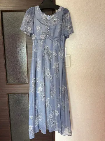 새상품 머큐리 듀오 꽃무늬 원피스