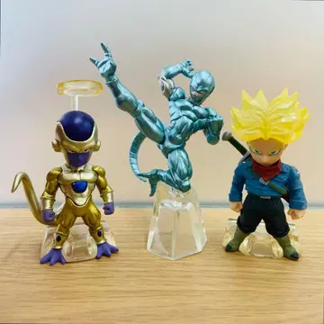 드래곤볼 어드버지 골든 프리저 사이어인 트렁크스 메탈 쿠우라