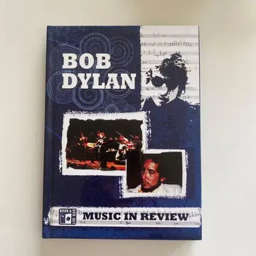 BOB DYLAN MUSIC IN REVIEW