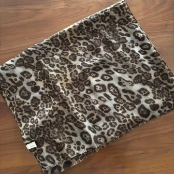 Altea 레오파드 무늬 스톨