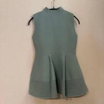 스나이델 Sustaina 페플럼 홀가먼트 니트 풀오버