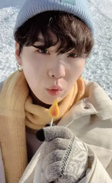 BTS SUGA 2021 WINTER PACKAGE 양면