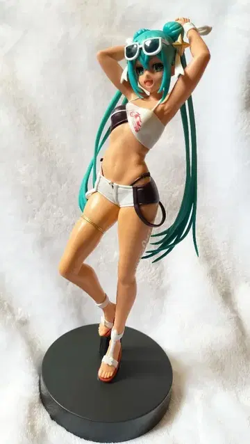 하츠네 미쿠 레이싱미쿠 2023 Tropical Ver. 피규어