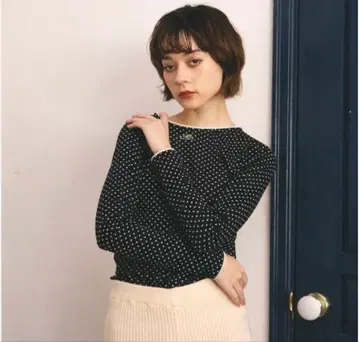 miro amurette mercure pico tops 도트