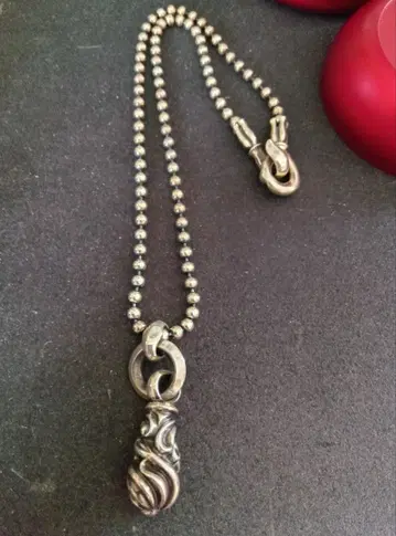 LONE ONES 론원스 실버 펜던트 목걸이