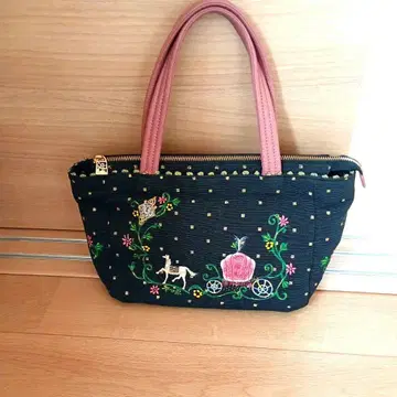 Think Bee! 자수 핸드백 네이비