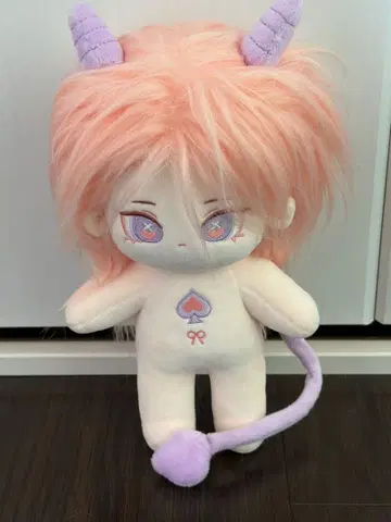 무속성 봉제 인형 본체