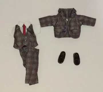 넨도로이드돌 의상 세트 수트(체크) 중고