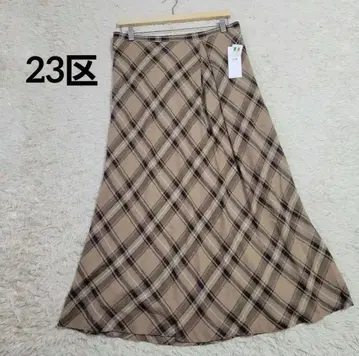 미사용 새상품 23KU 린넨 혼방 체크 플레어 스커트
