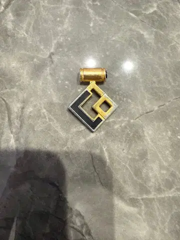 코란토테 골드 탑만