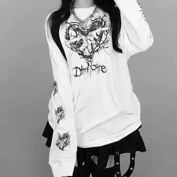 dimmoire Sickness 롱T White