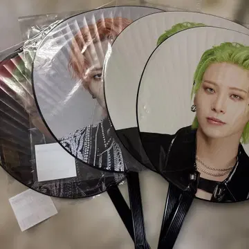 JO1 카와시리 렌 부채