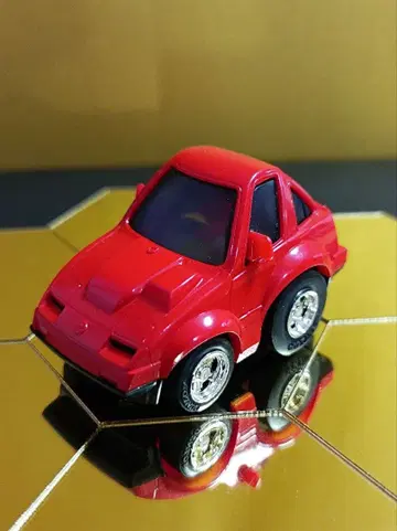 초로Q 페어레이디Z 일본제 RED 타이어 DUNLOP.