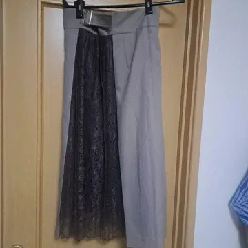 수트 컴퍼니 플레어 롱 스커트