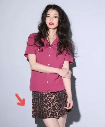 HYSTERIC GLAMOUR 핑크 계열 레오파드 무늬 숏팬츠