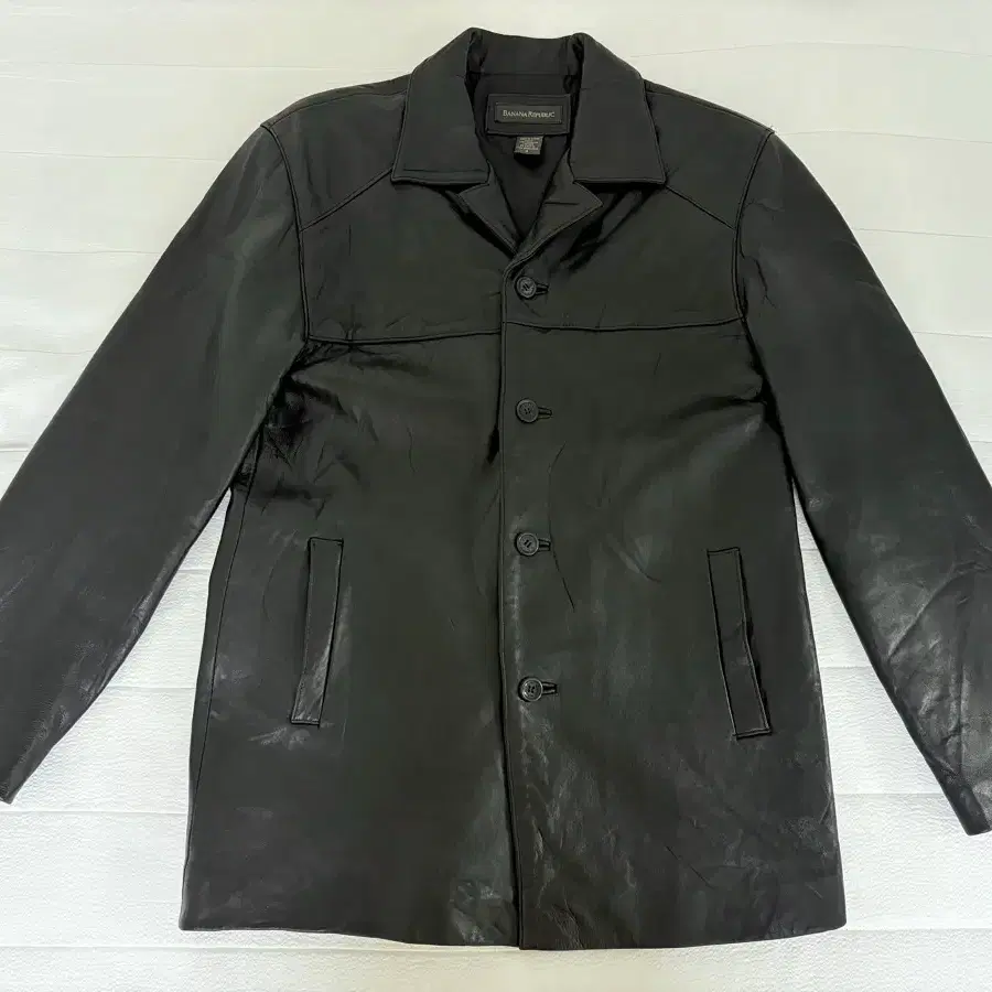 Boncoura Sasha Leather Car Coat on Bunjang Global Site.