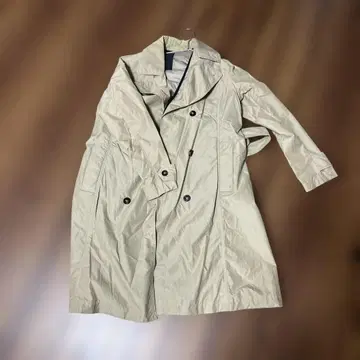 타트라스 베이지 더블 브레스트 트렌치코트