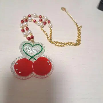 엔젤릭 프리티 체리 목걸이