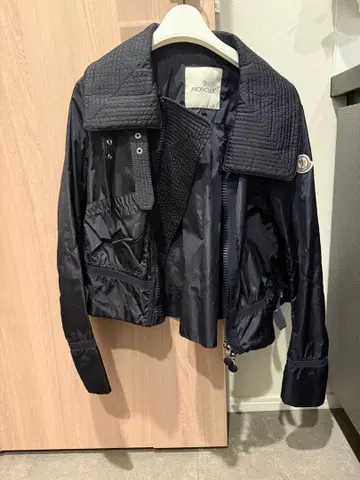 MONCLER x sacai 네이비 숏 자켓