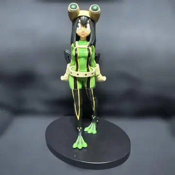 나의 히어로 아카데미아 아스이 츠유 피규어