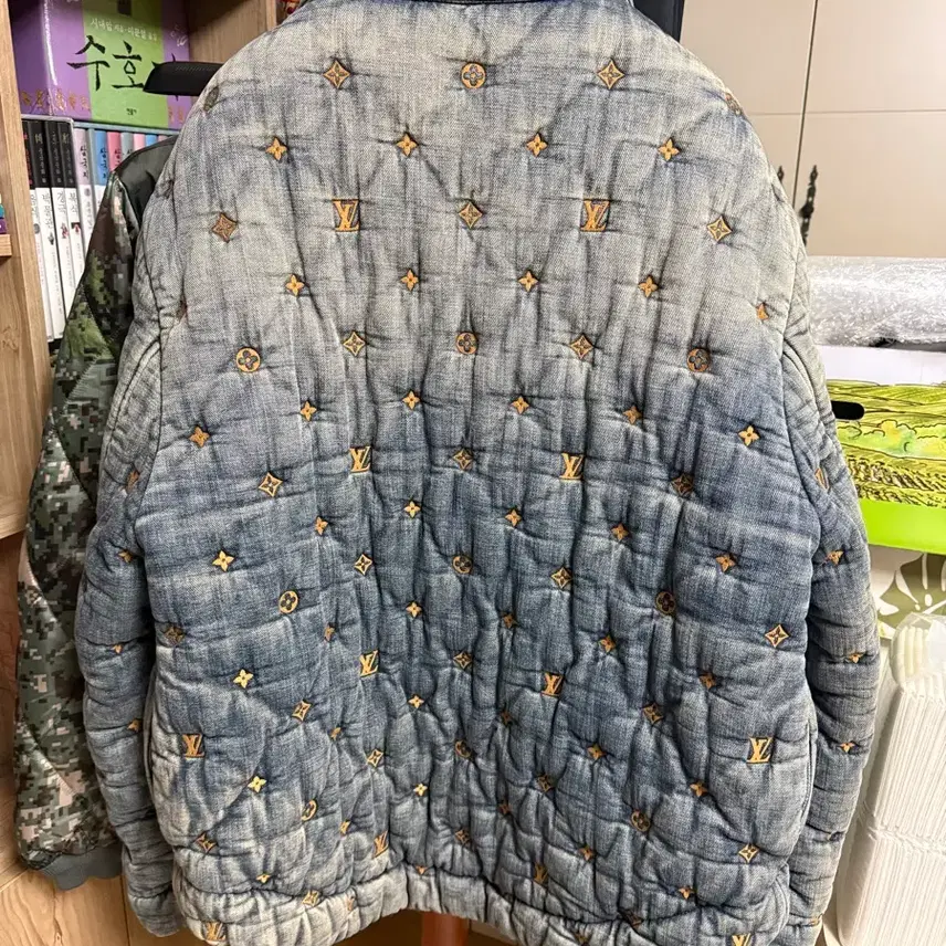 루이비통 데님 패디드 자켓 사진 2