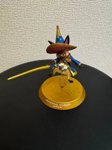 몬헌 아이루 피규어 검을 든 USJ 한정품