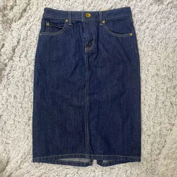 로데오 크라운 Onewash 타이트 미들 스커트