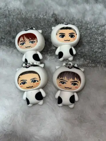 인형옷 키링 4개 세트 (소 Ver.) 코모리 하야토 카즈하라 류토