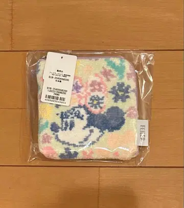 미개봉 새상품 FEILER 인마이리본 스퀘어 파우치