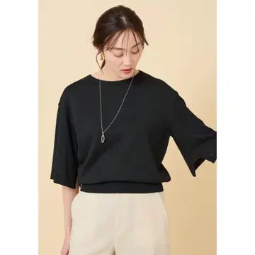 정가 18700엔 페이퍼 에스테르 소매 슬릿 니트
