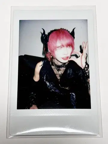 0.1g의 오산 미즈타 마리 폴라로이드 2026/4/5