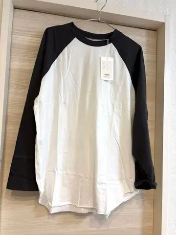 anuke 라글란 오버 티셔츠 새상품!