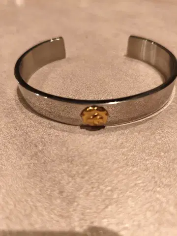 실버 뱅글 납작한 팔찌 골드 콤보 부착 고로즈 계열