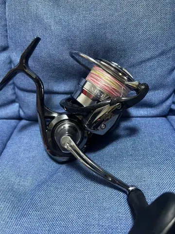 다이와 18 이그지스트 4000-CXH