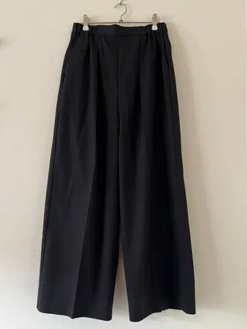 [ MARMARMAR ] MAR court 센터 프레스 이지 팬츠