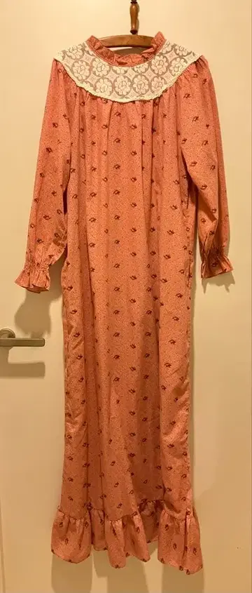 빈티지 플라워 탁한 레드 레이스 롱 원피스