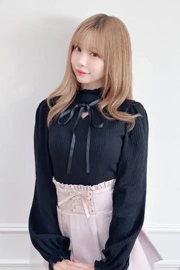 [ MA*RS ] 원톤 하트 파낸 골지 상의 블랙 4/10까지 판매