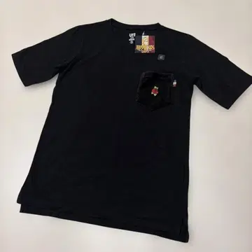 한정판 새상품 유니클로 x 베르사유 장미 T셔츠 M 블랙 레어