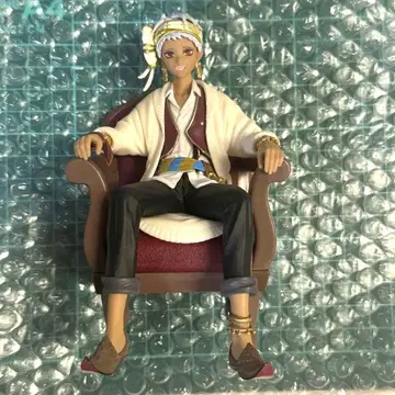 트위스테 프리미엄 그레이스 시츄에이션 피규어 칼림