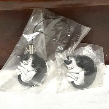 네이처 테크니컬러 MONO 고양이 마그넷 스트랩 하치와레 2종