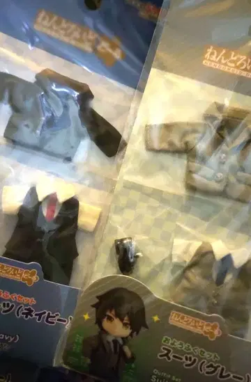 [ 새상품 ] 넨도로이드돌 의상 세트 수트 그레이 네이비