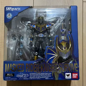 S.H.Figuarts 가면라이더 나이트 서바이브 가면라이더 류우키